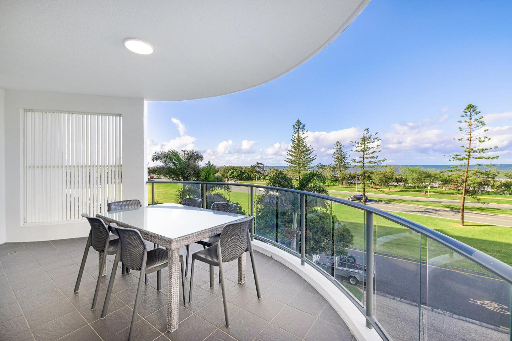 Meridian Alex Beach Apartments Alexandra Headland Habitación foto